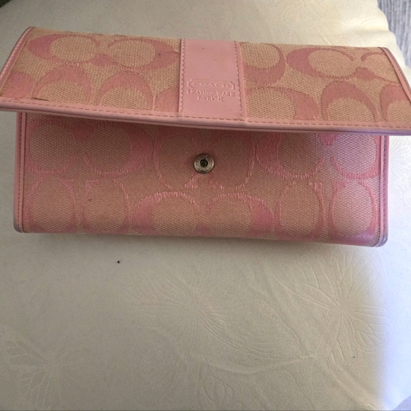 Coach Handbags - Coach Pink Women's Wallet